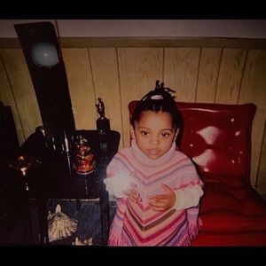 Meet your Posher, Ciara